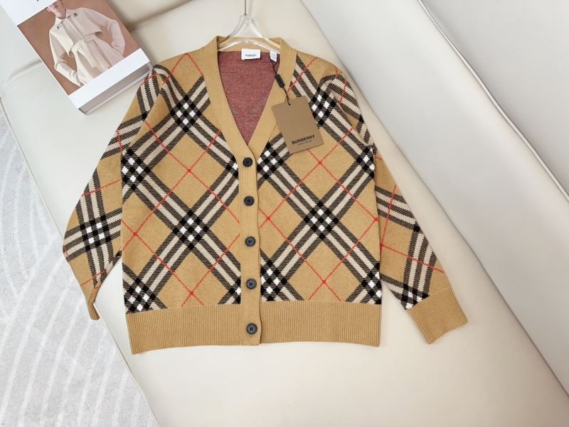 Burberry Sweaters